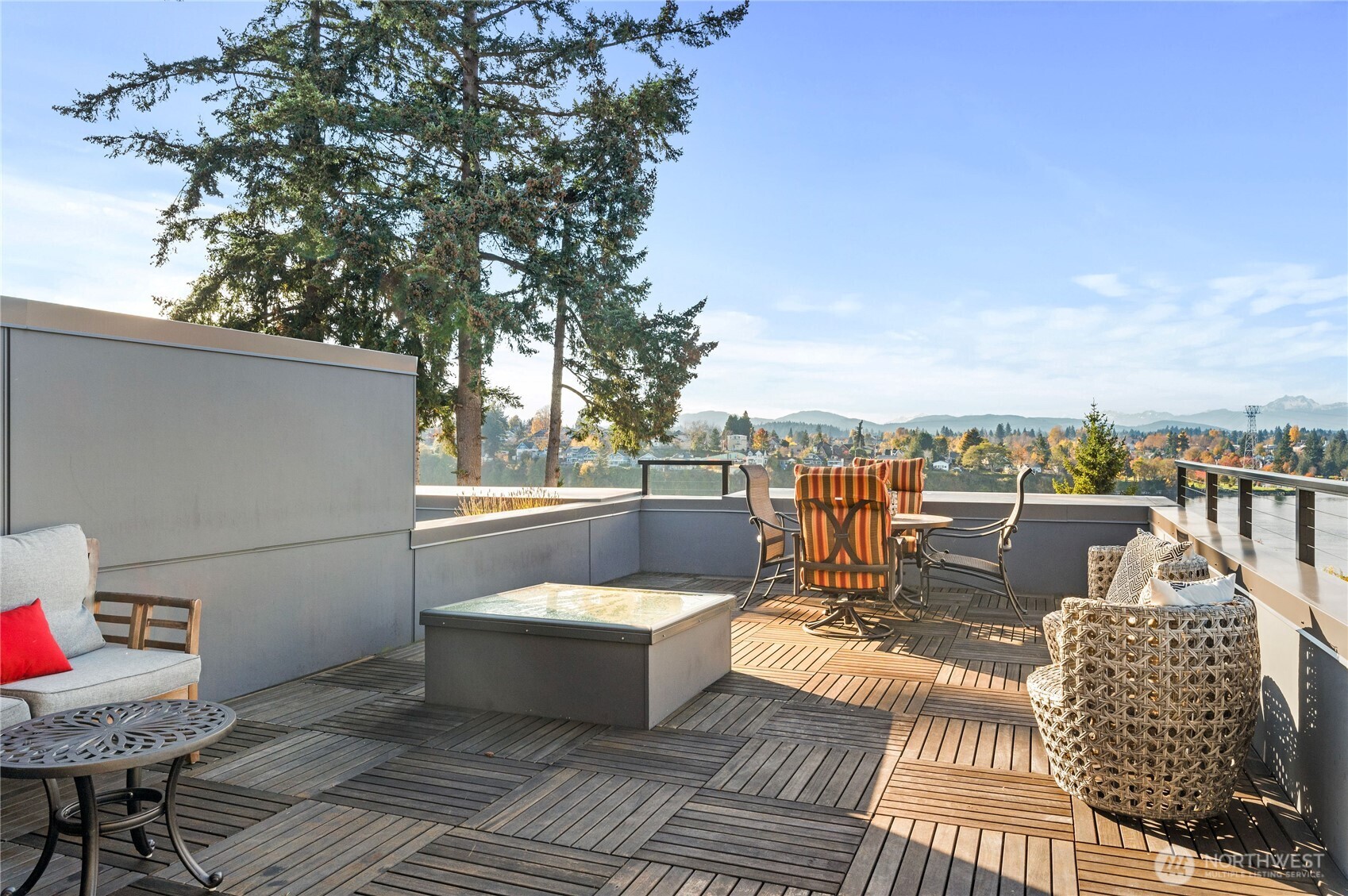 1157 Wheaton Way , Bremerton, WA 98310