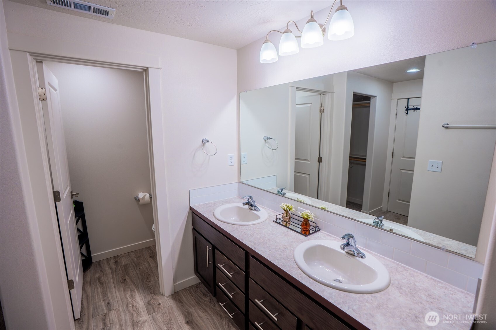 4240 W Bufflehead blvd , Moses Lake, WA 98837