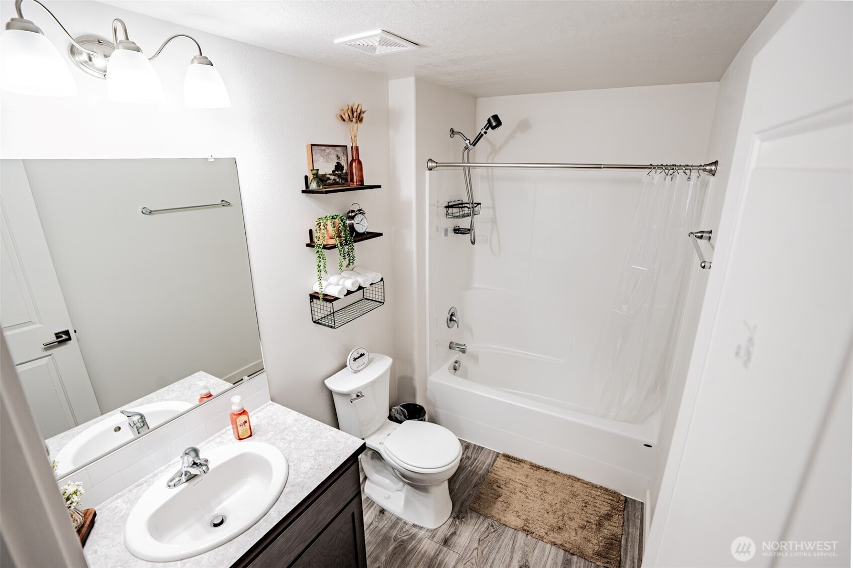 4240 W Bufflehead blvd , Moses Lake, WA 98837