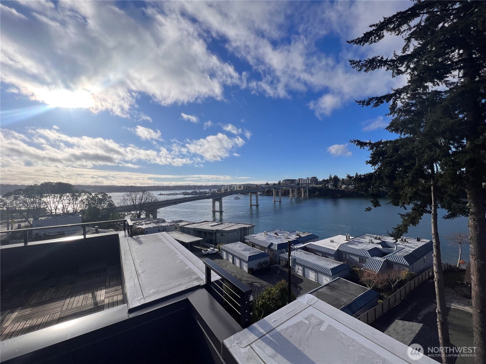 1149 Wheaton Way , Bremerton, WA 98310-4424