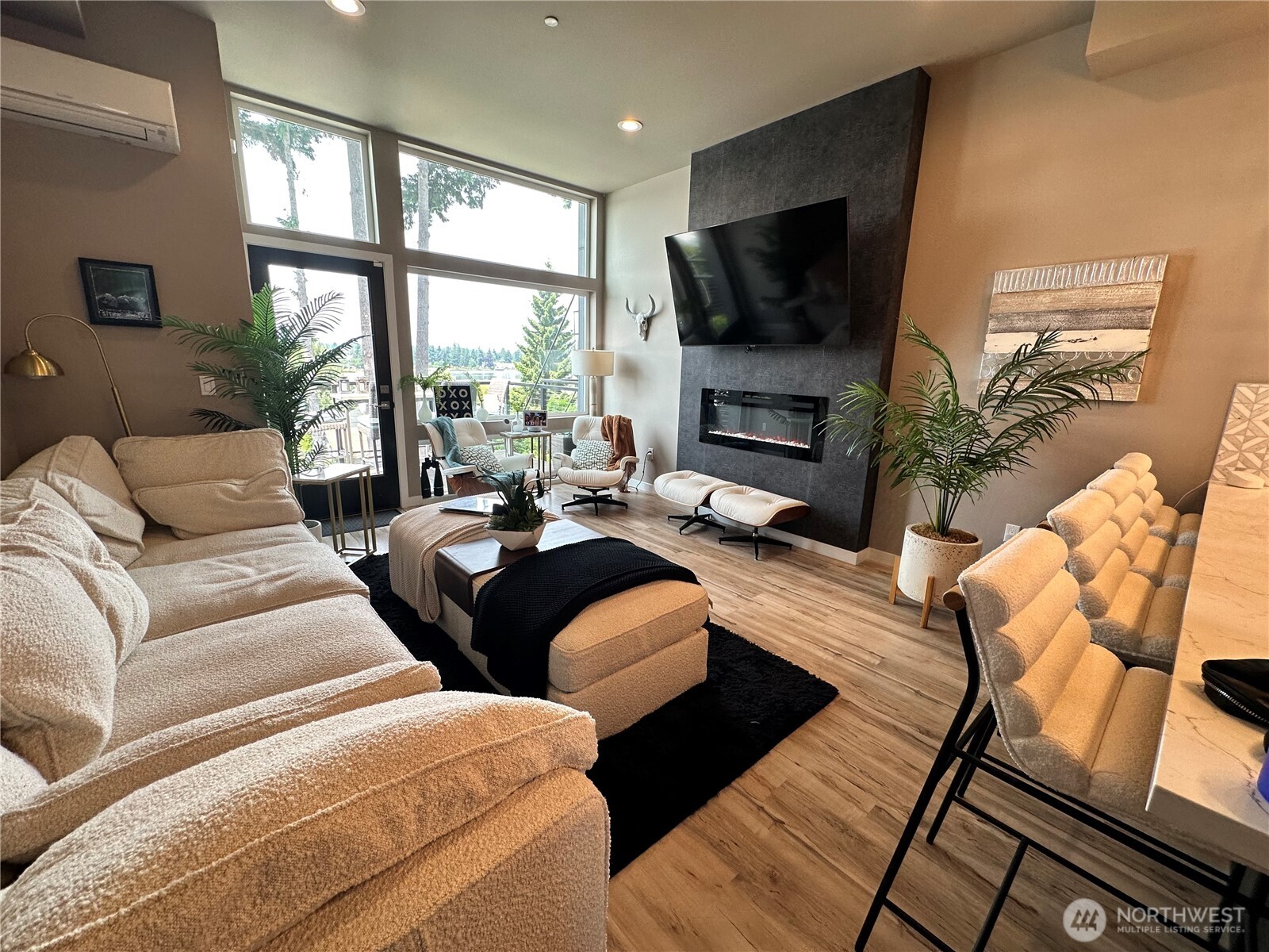 1149 Wheaton Way , Bremerton, WA 98310-4424
