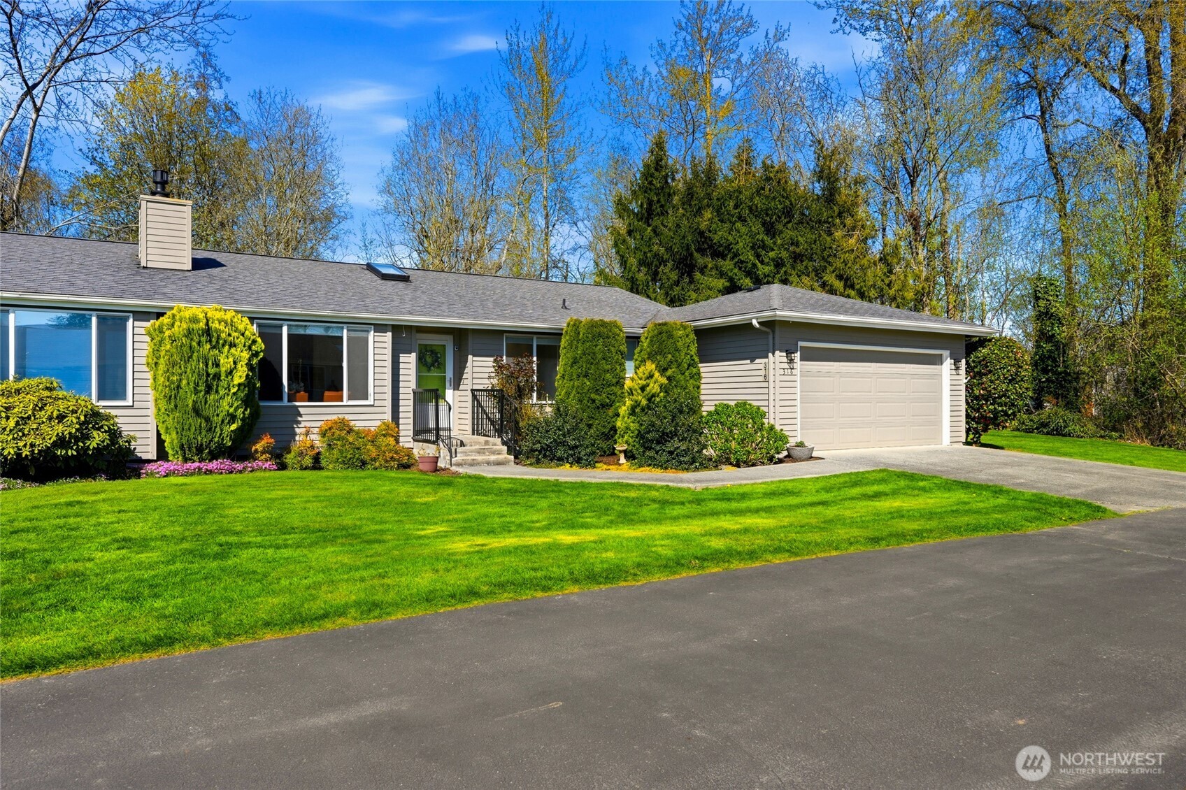 2901 Club Court #316, Mount Vernon, WA 98273
