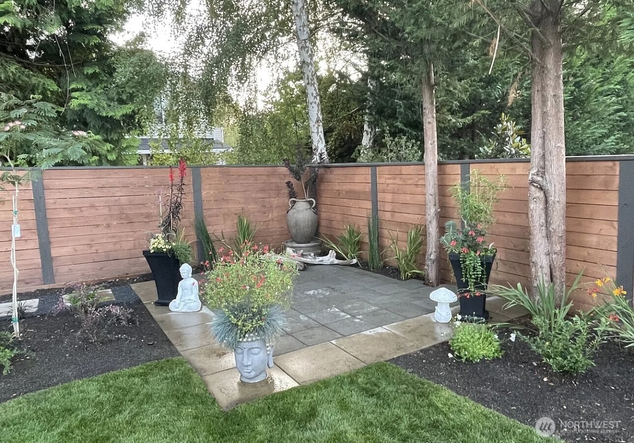 1819 7th Street W, Kirkland, WA 98033-4858