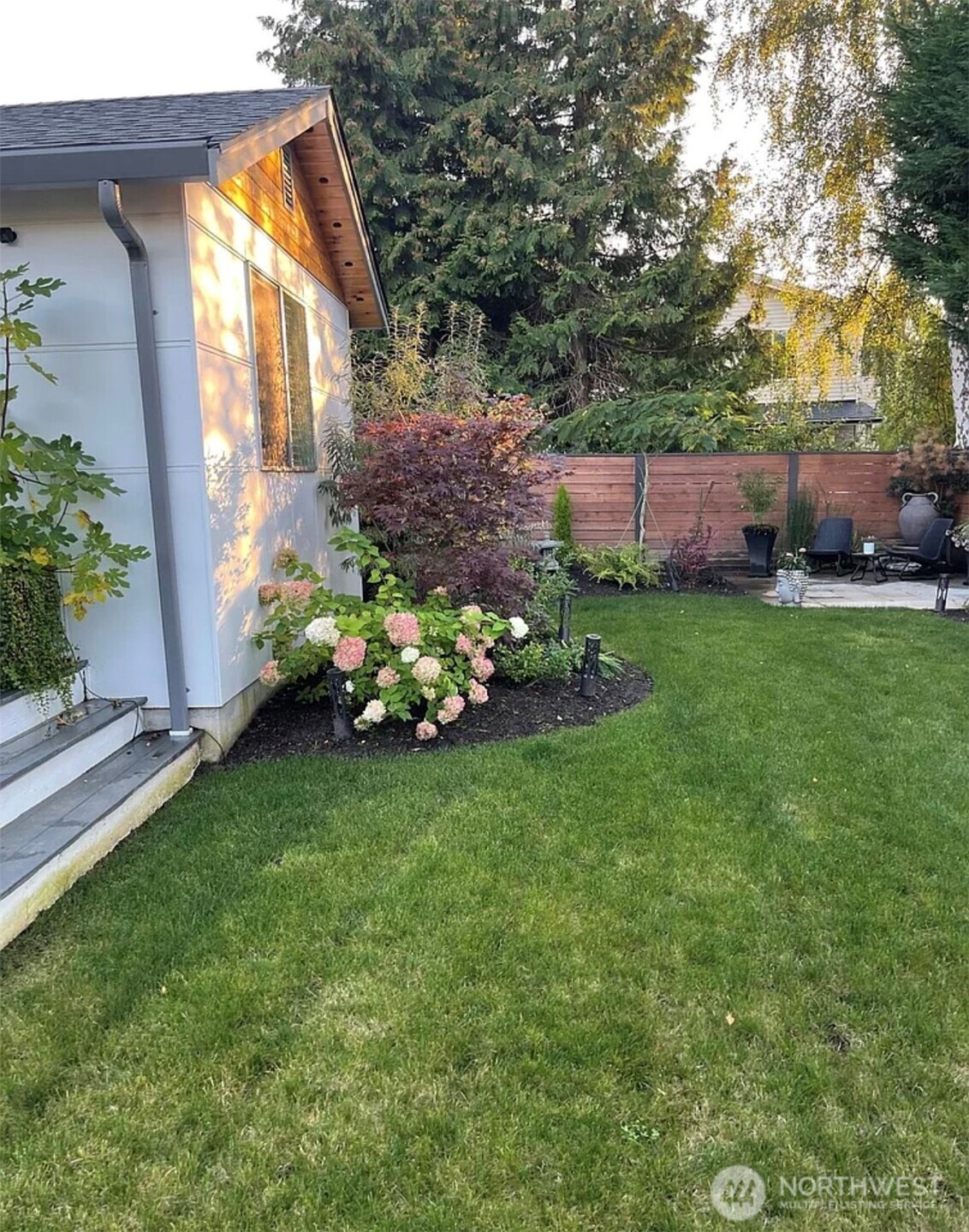 1819 7th Street W, Kirkland, WA 98033-4858