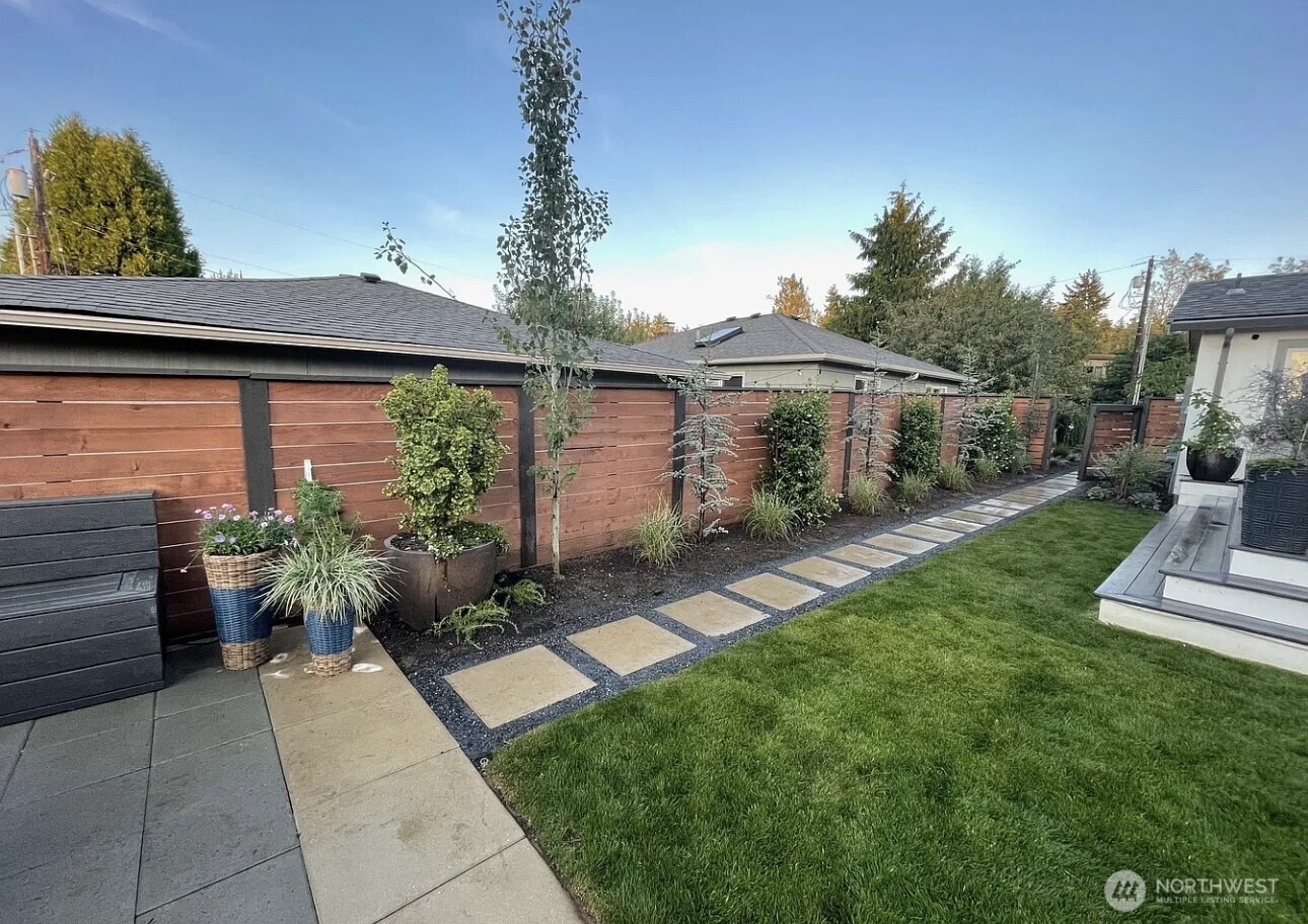 1819 7th Street W, Kirkland, WA 98033-4858