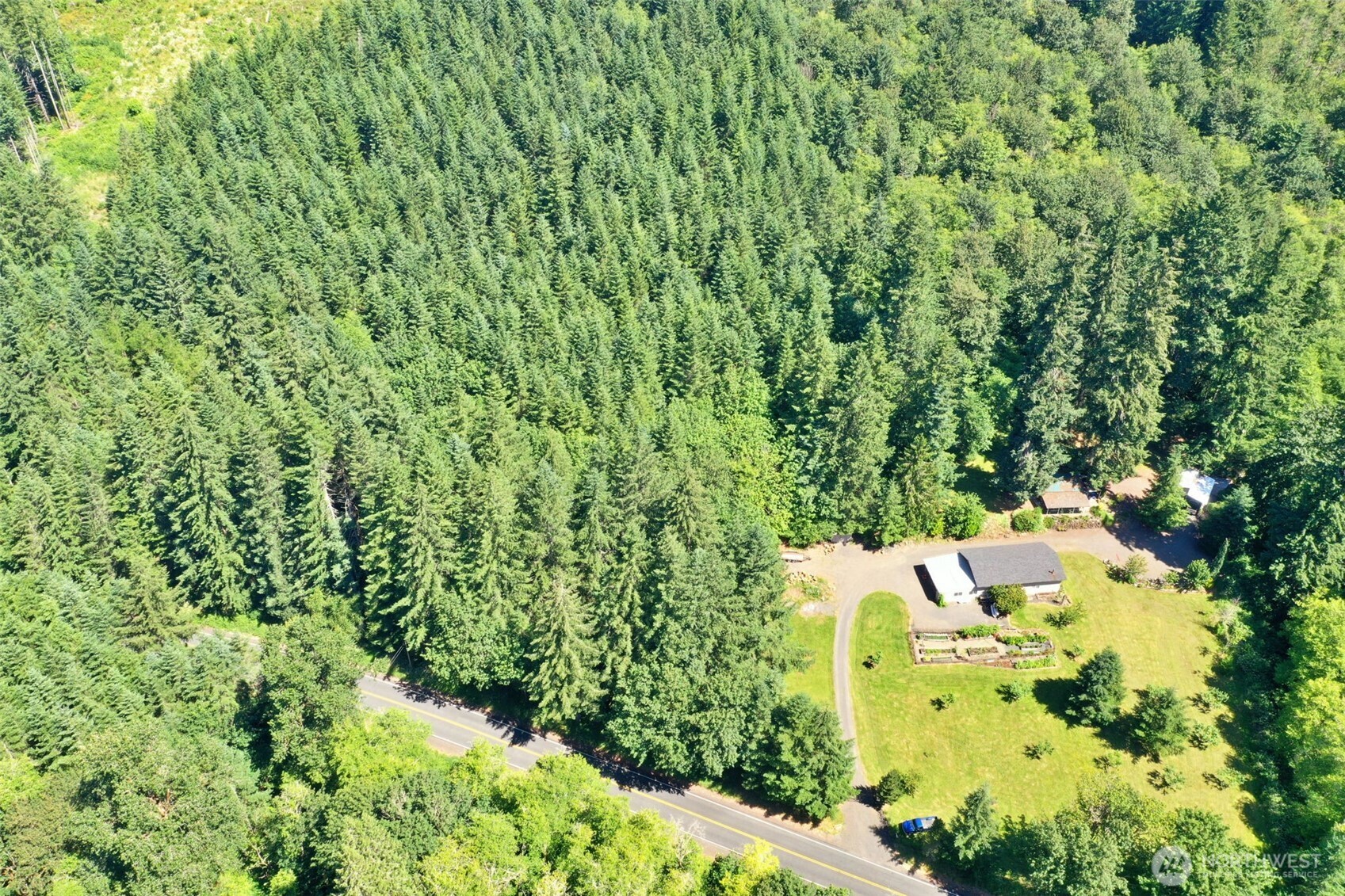 1668 King Road , Winlock, WA 98596