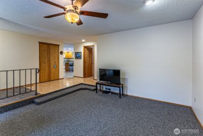 1808 Riverview Drive NE, Auburn, WA 98002 - Photo 16