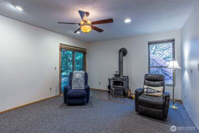 1808 Riverview Drive NE, Auburn, WA 98002 - Photo 17