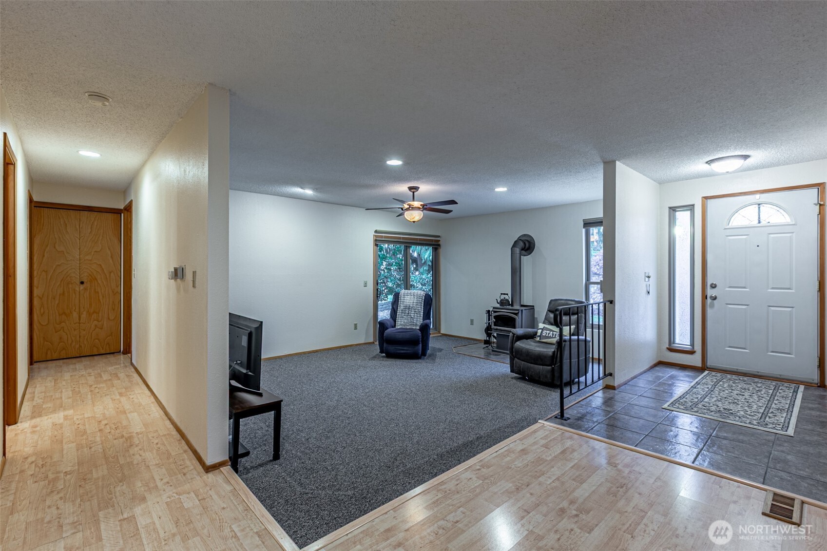 1808 Riverview Drive NE, Auburn, WA 98002