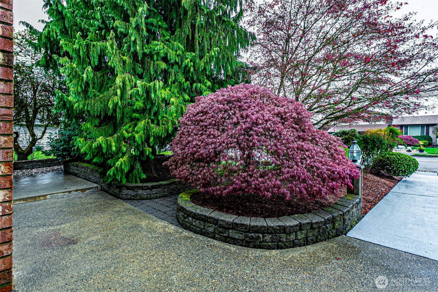 1808 Riverview Drive NE, Auburn, WA 98002