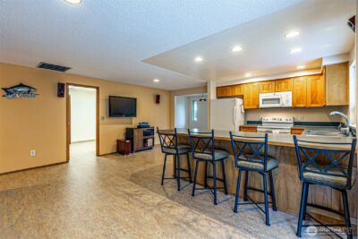 1808 Riverview Drive NE, Auburn, WA 98002 - Photo 9