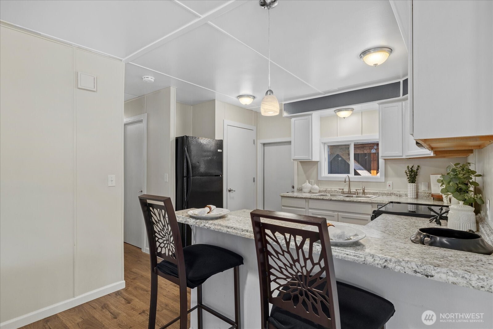 7301 NE 175th Street #112, Kenmore, WA 98028