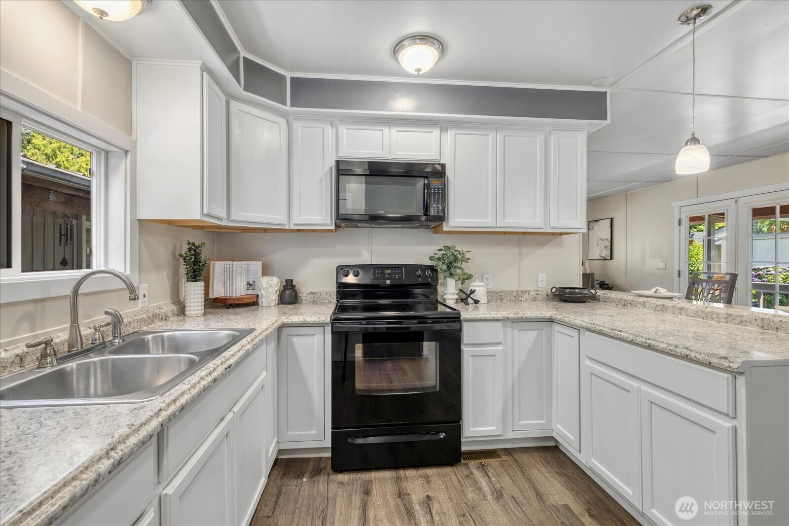 7301 NE 175th Street #112, Kenmore, WA 98028