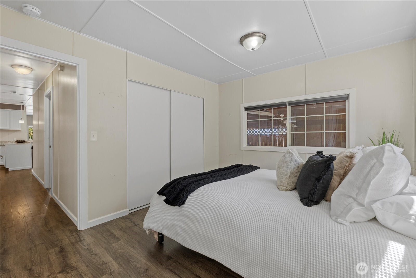 7301 NE 175th Street #112, Kenmore, WA 98028