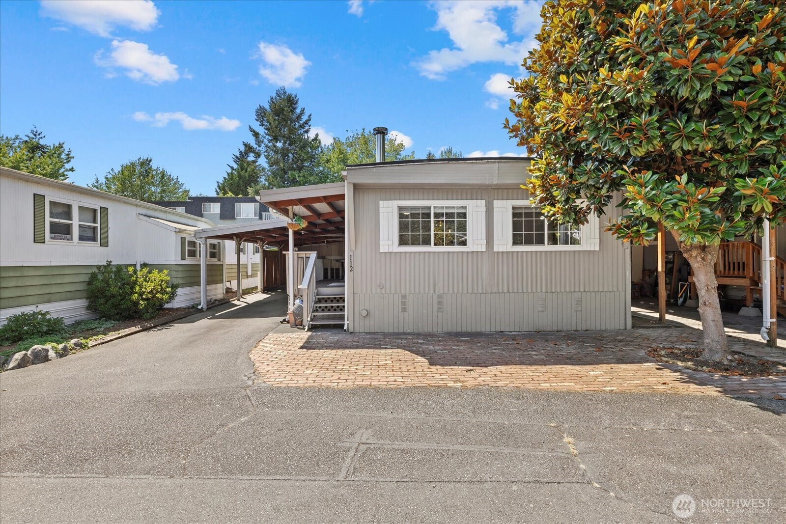 7301 NE 175th Street #112, Kenmore, WA 98028