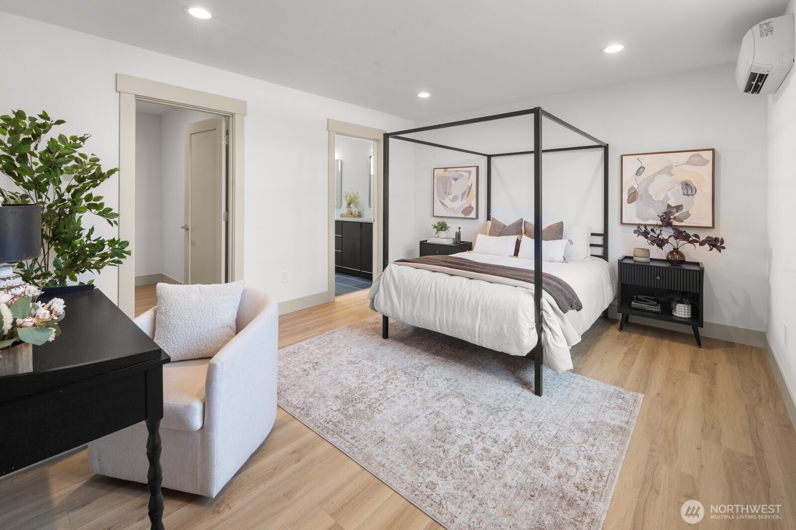 2931 39th Avenue SW, Seattle, WA 98116