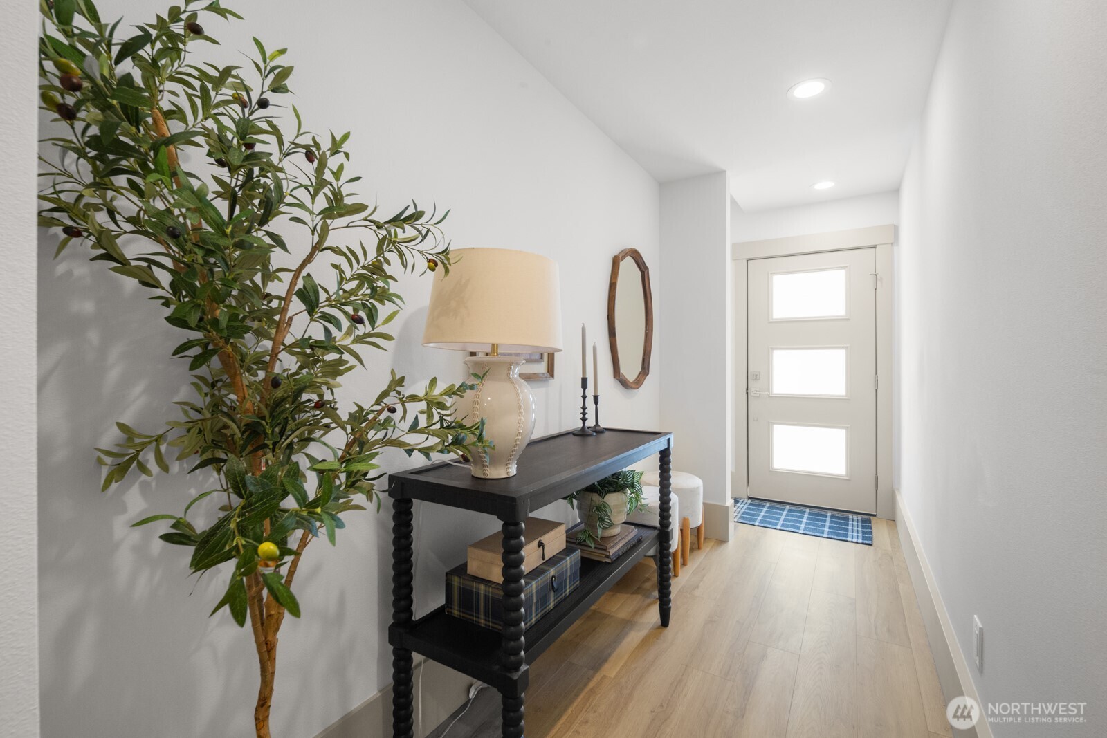 2931 39th Avenue SW, Seattle, WA 98116