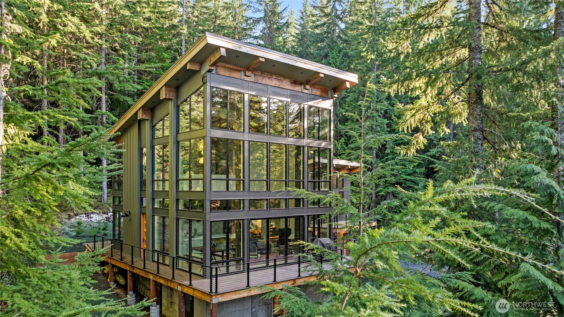 2982 Kachess Lake Road , Easton, WA 98925