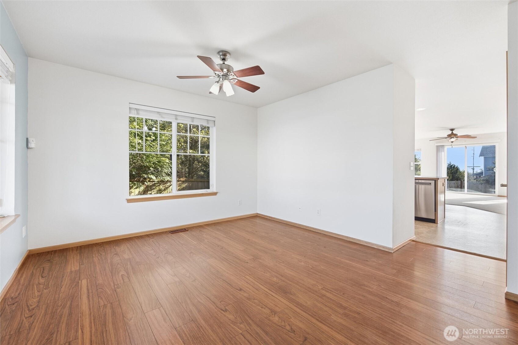 1804 SW Olive Street , Oak Harbor, WA 98277