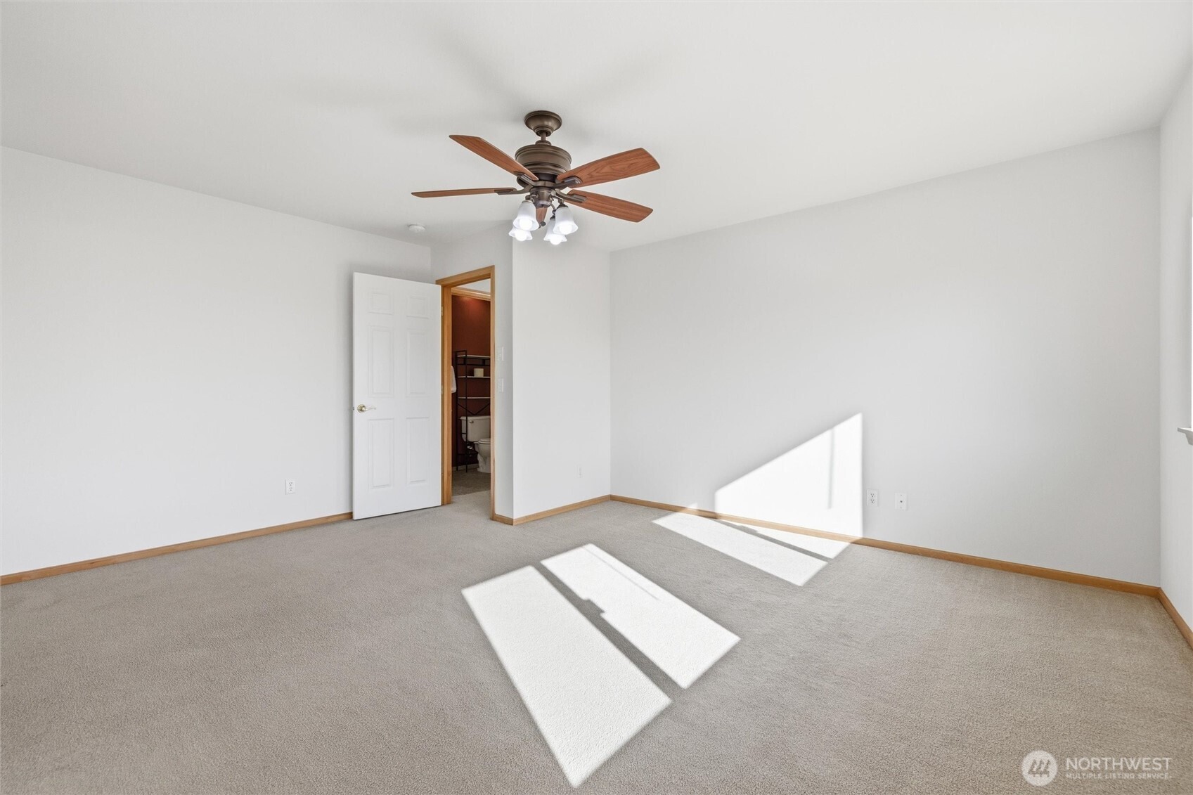 1804 SW Olive Street , Oak Harbor, WA 98277