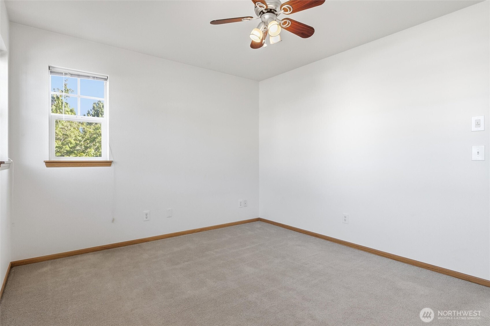 1804 SW Olive Street , Oak Harbor, WA 98277