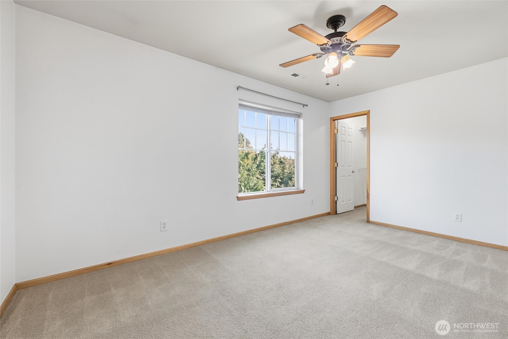 1804 SW Olive Street , Oak Harbor, WA 98277