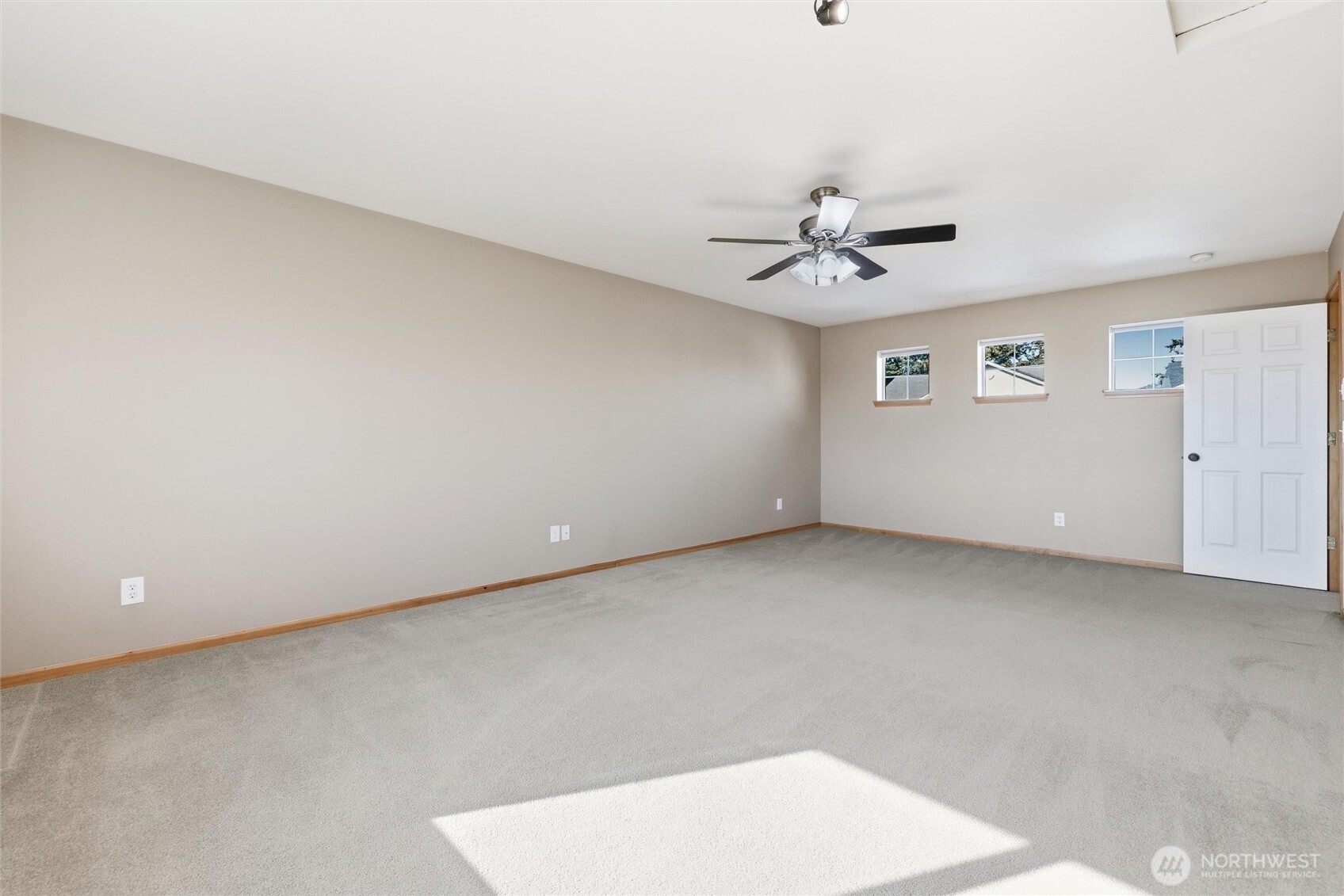 1804 SW Olive Street , Oak Harbor, WA 98277