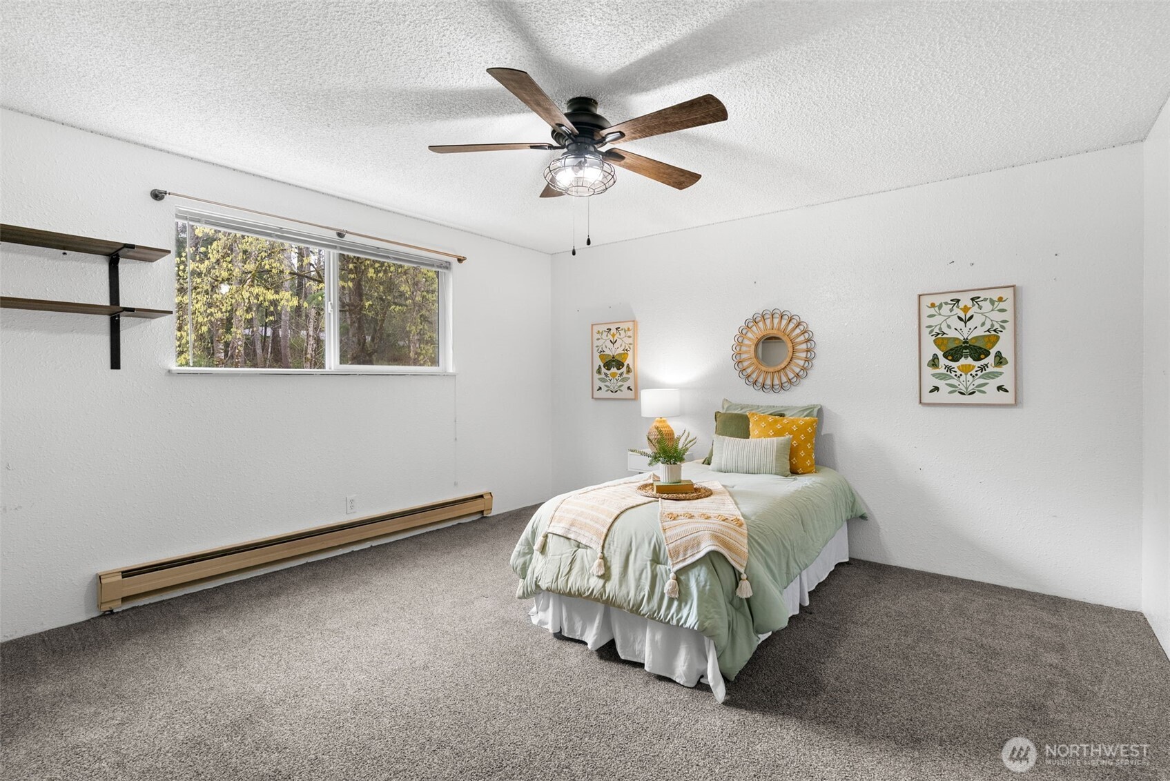 450 NE Riverhill Drive , Belfair, WA 98528