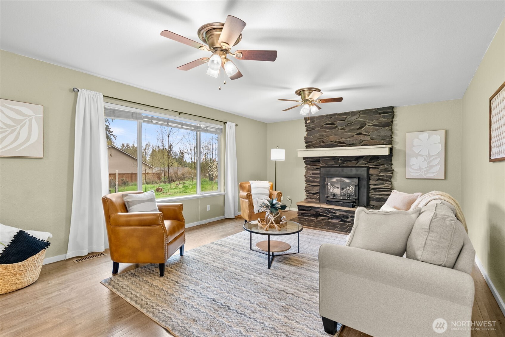 450 NE Riverhill Drive , Belfair, WA 98528