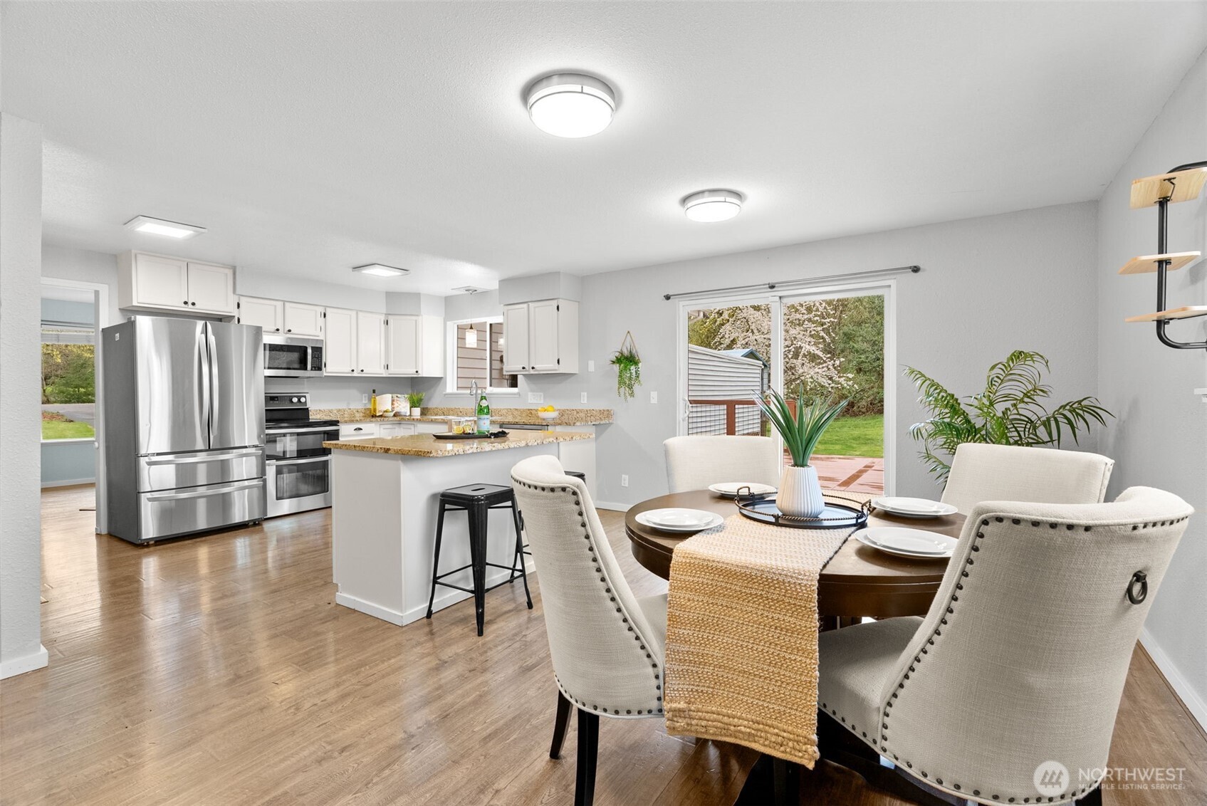 450 NE Riverhill Drive , Belfair, WA 98528