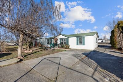 643 S Kristina Road , Othello, WA 99344 - Photo 2