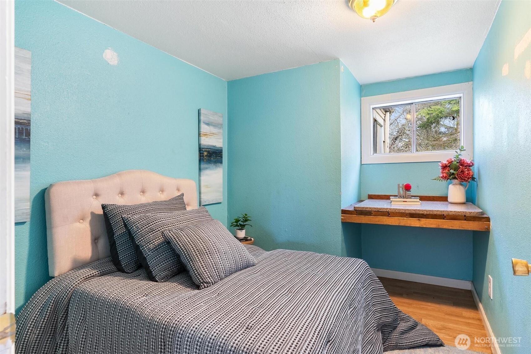 102 W Poplar Street , Shelton, WA 98584