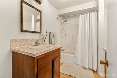 102 W Poplar Street , Shelton, WA 98584 - Photo 21