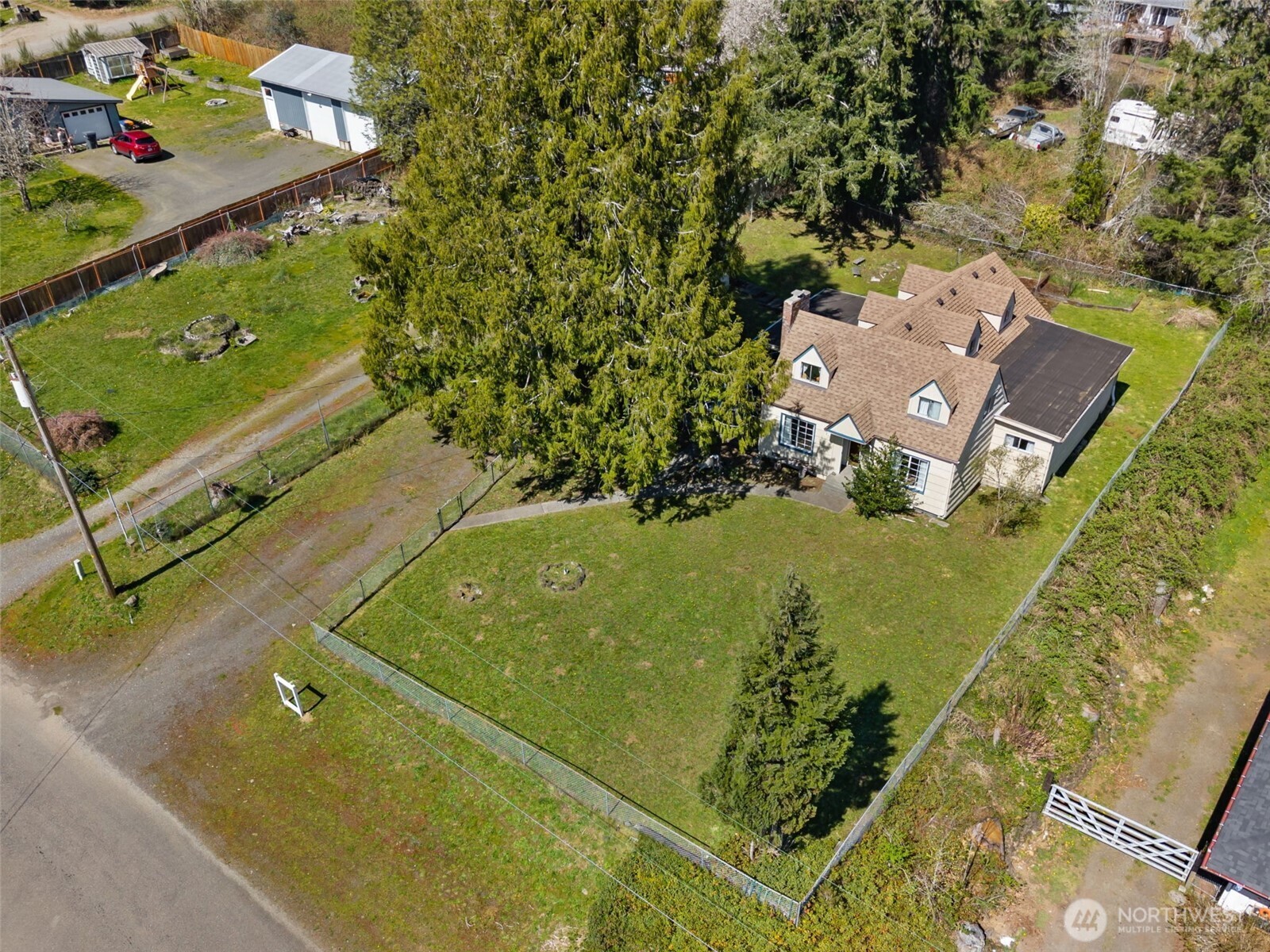 102 W Poplar Street , Shelton, WA 98584