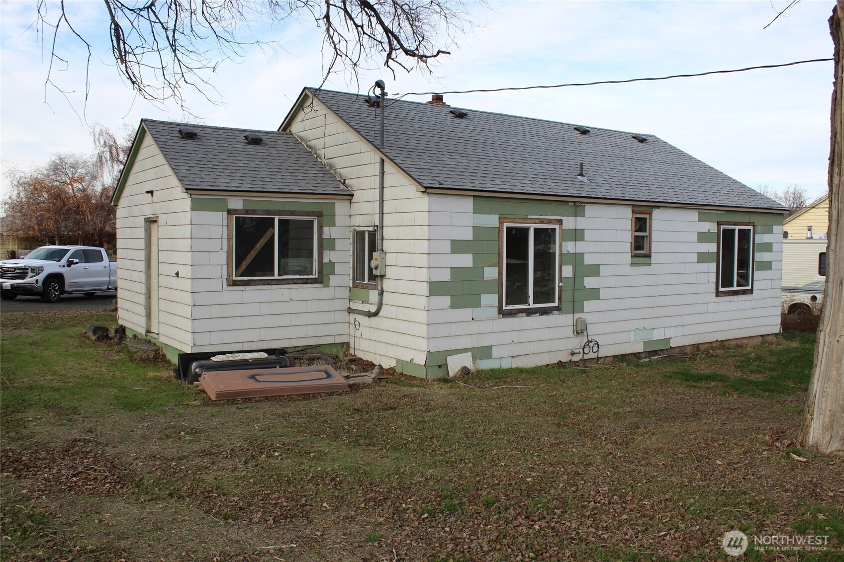 113 S Lutcher Avenue , Lind, WA 99341