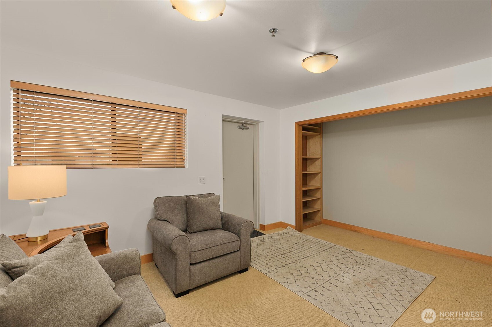 9730 29th Avenue W #C102, Everett, WA 98204