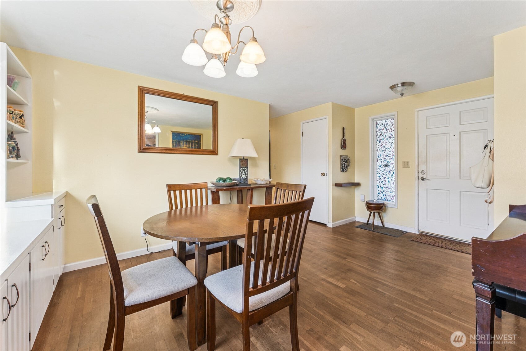 406 Dupont Avenue , Dupont, WA 98327