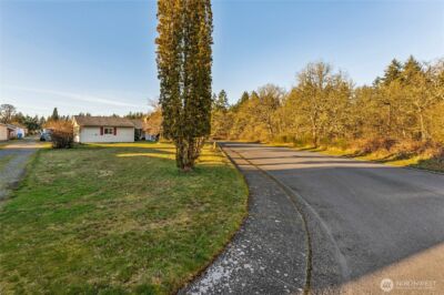 406 Dupont Avenue , Dupont, WA 98327 - Photo 26