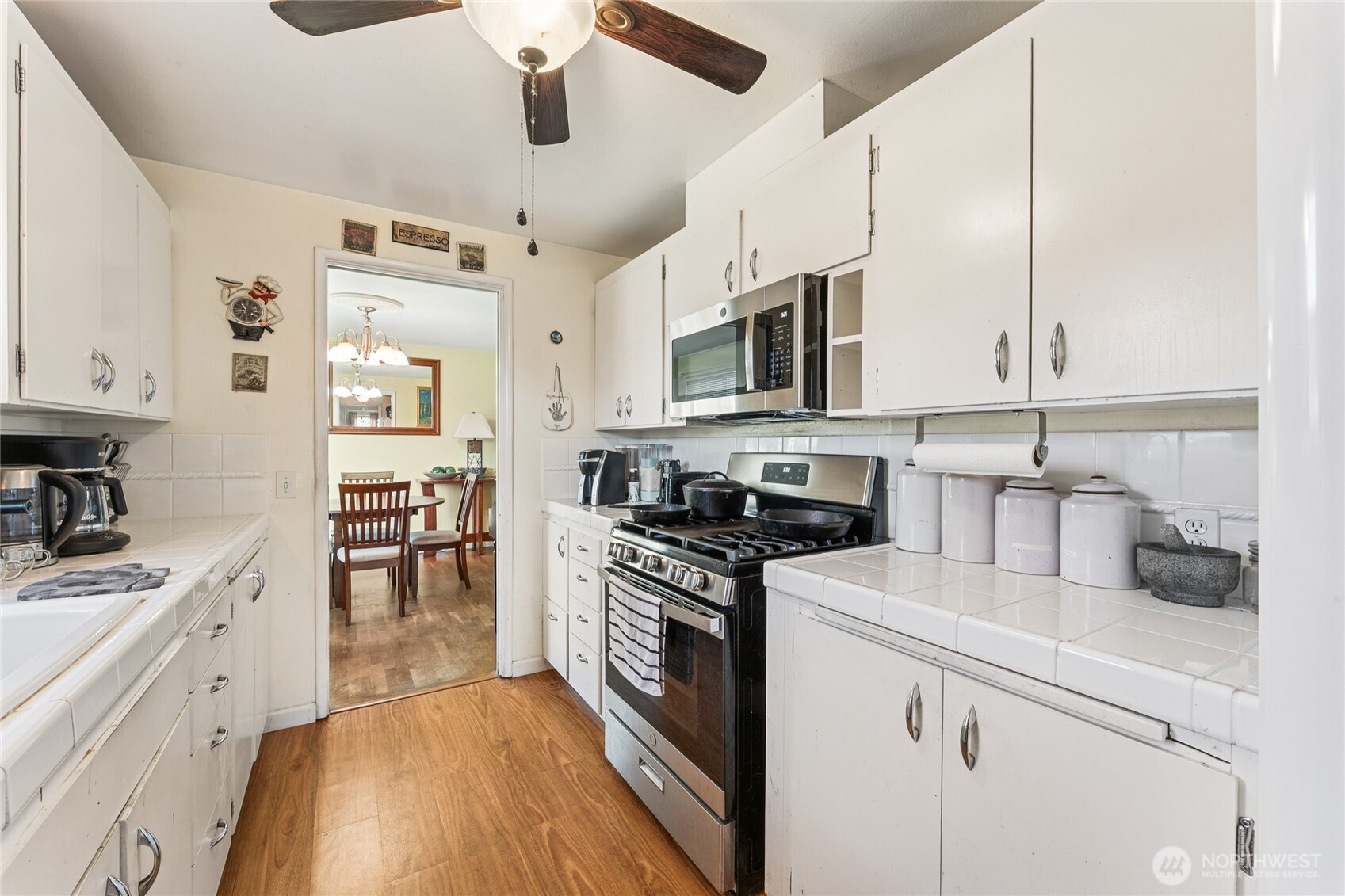 406 Dupont Avenue , Dupont, WA 98327
