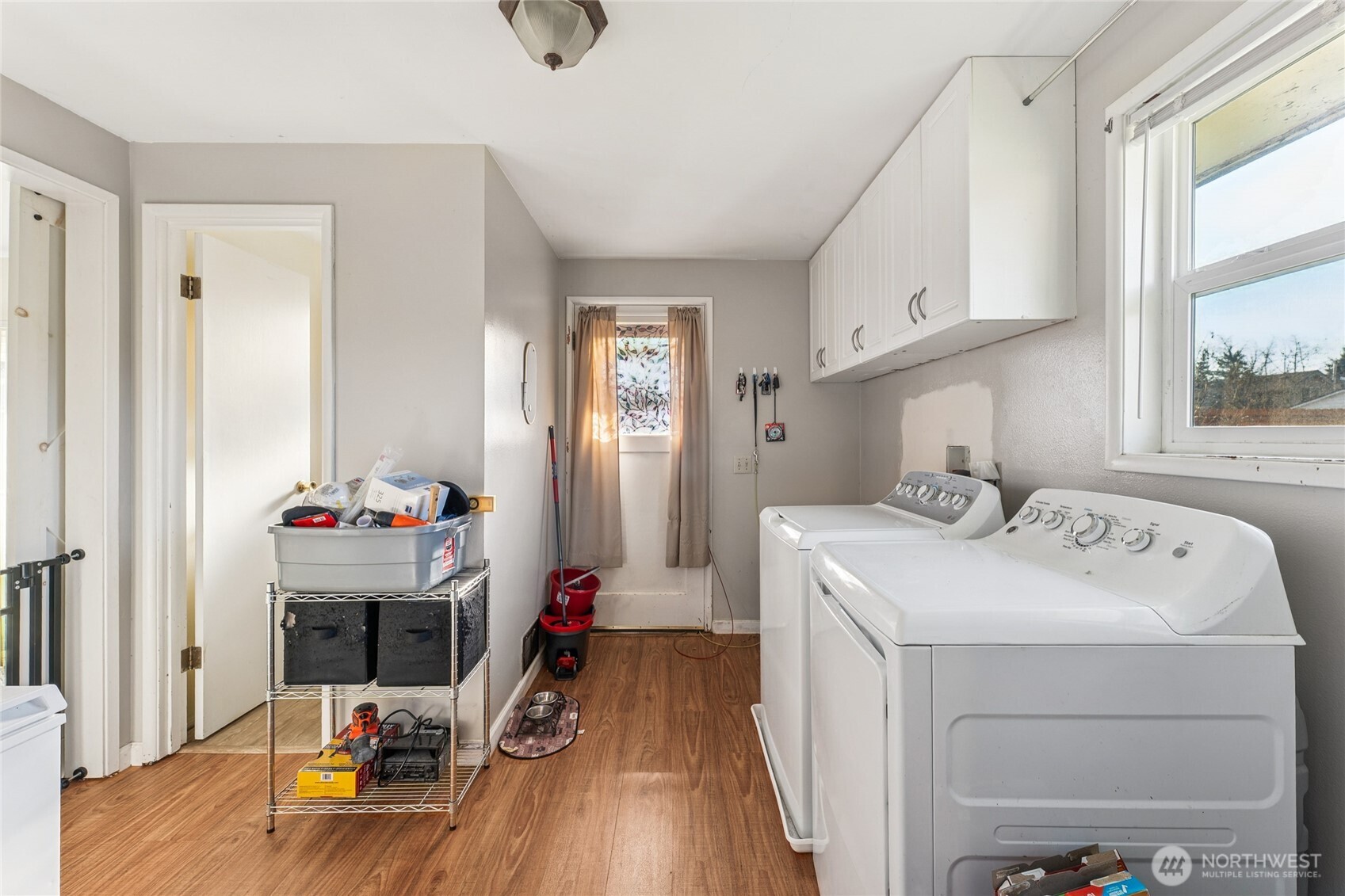 406 Dupont Avenue , Dupont, WA 98327