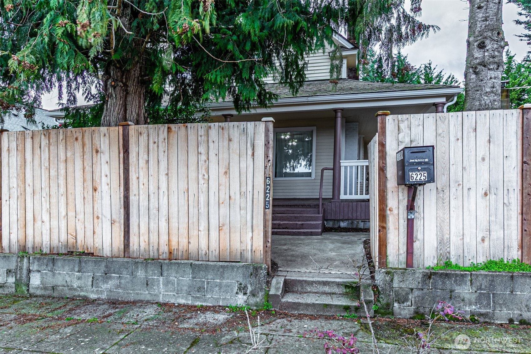 6225 S Puget Sound Avenue , Tacoma, WA 98409