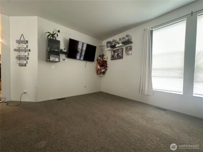 1720 Maple Lane #33, Kent, WA 98031 - Photo 4