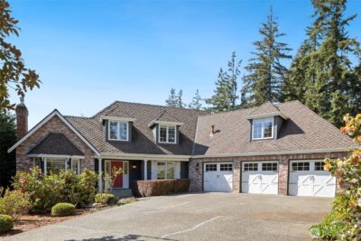 413 213th Place SE , Sammamish, WA 98074