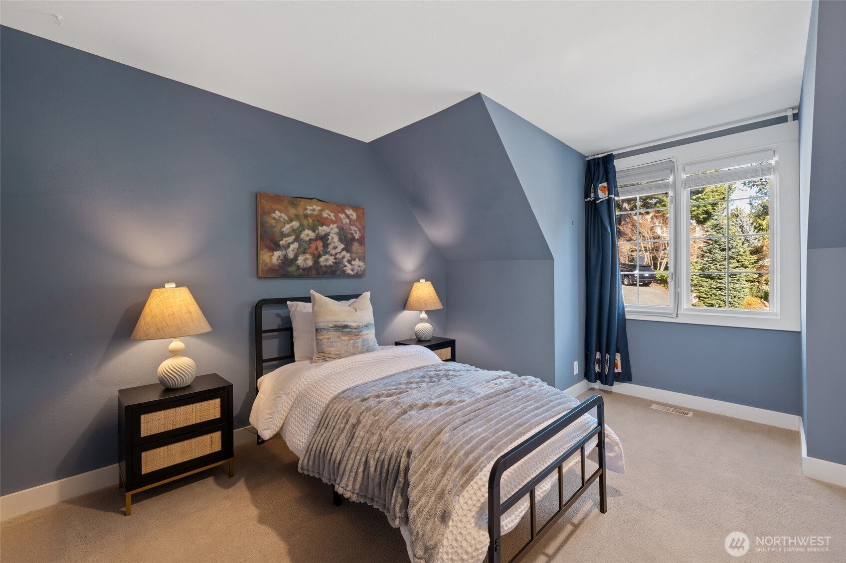 413 213th Place SE , Sammamish, WA 98074