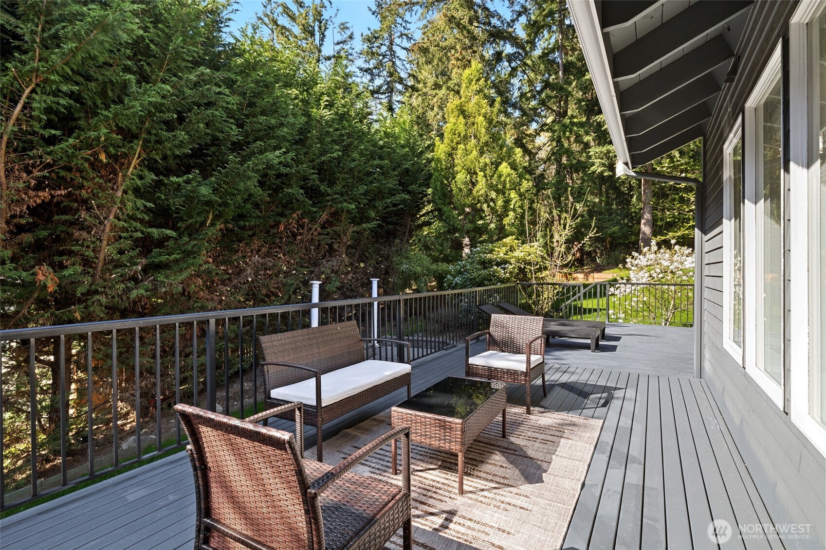413 213th Place SE , Sammamish, WA 98074