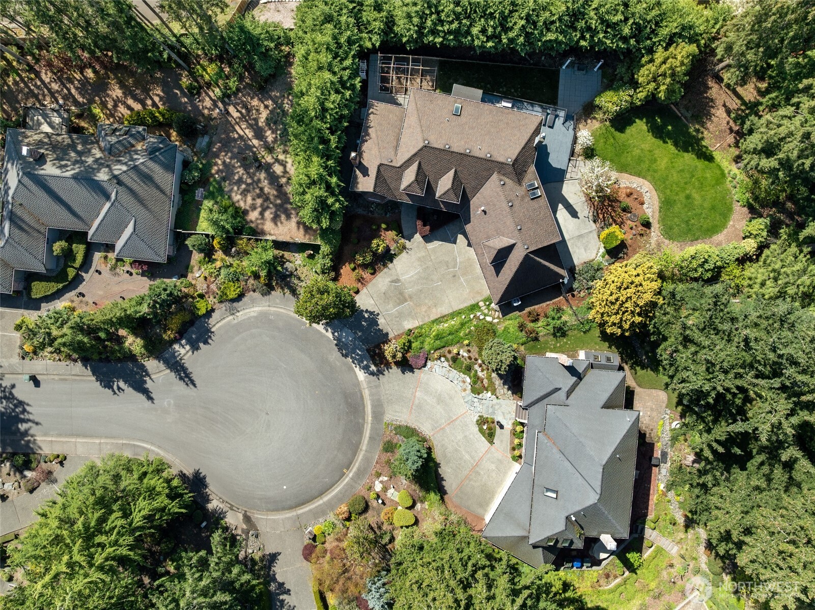 413 213th Place SE , Sammamish, WA 98074