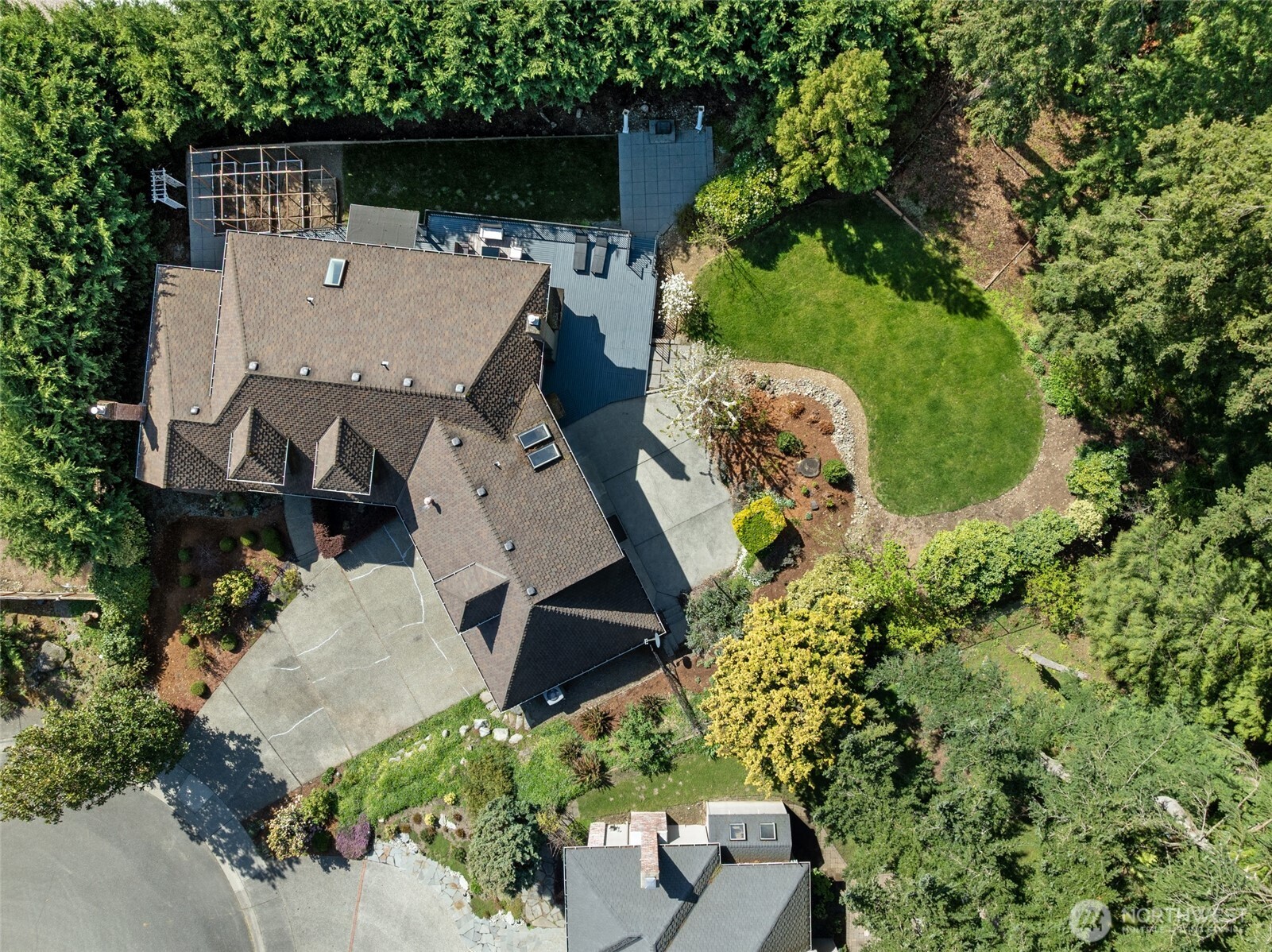 413 213th Place SE , Sammamish, WA 98074
