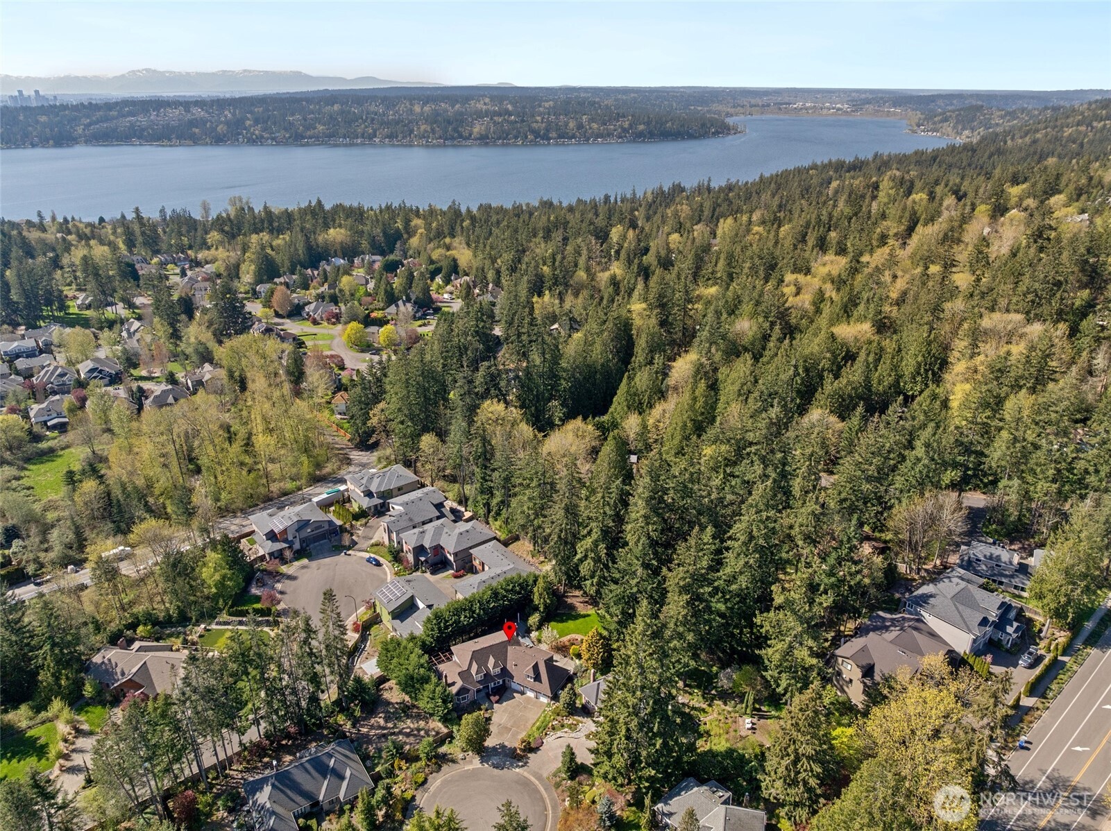 413 213th Place SE , Sammamish, WA 98074
