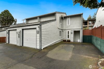15929 3rd Place SW #D, Burien, WA 98166