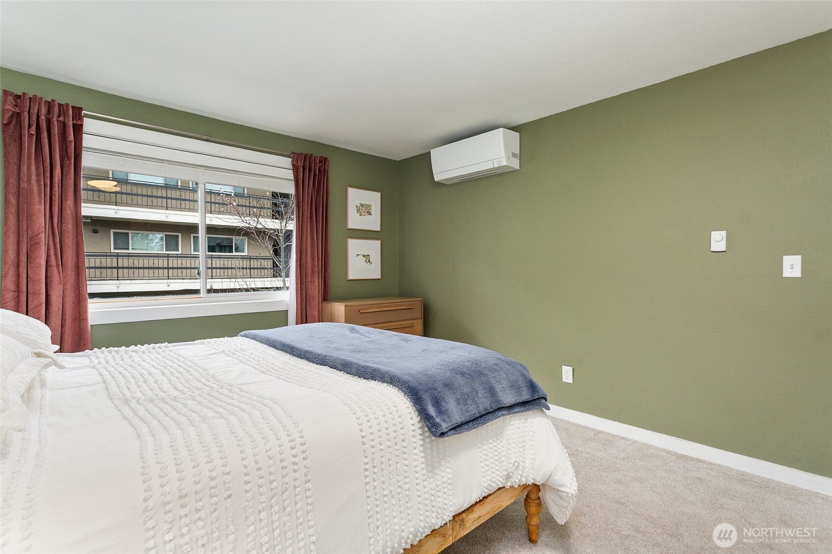 15929 3rd Place SW #D, Burien, WA 98166